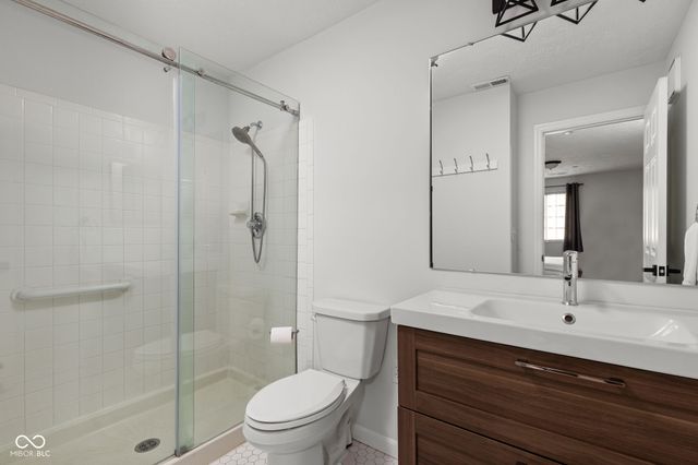 8820 Yardley Court 104, Indianapolis, IN 46268