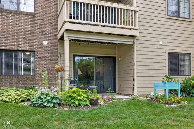 8820 Yardley Court 104, Indianapolis, IN 46268