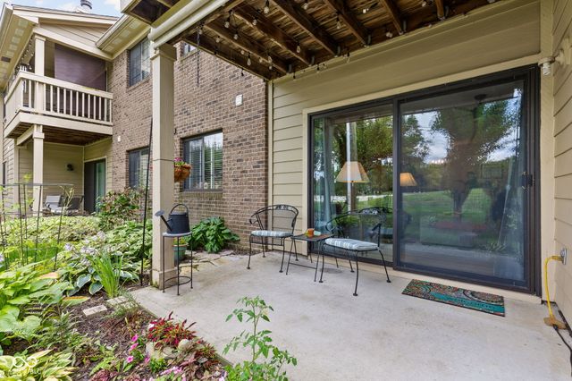 8820 Yardley Court 104, Indianapolis, IN 46268