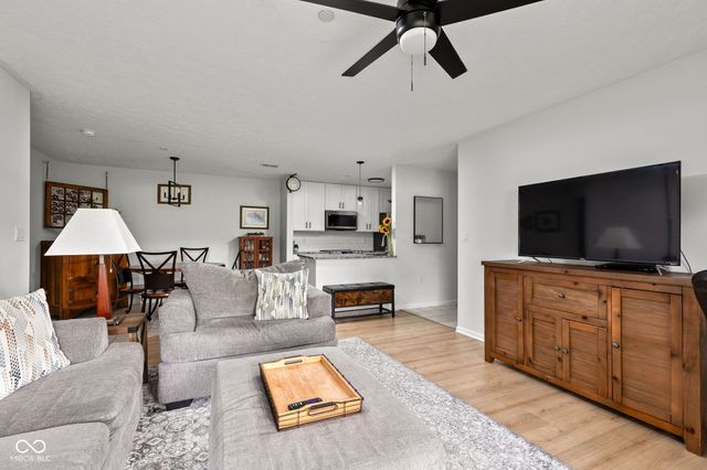 8820 Yardley Court 104, Indianapolis, IN 46268