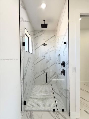 4210 NE 14TH AVENUE, Cape Coral, FL 33909