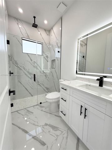 4210 NE 14TH AVENUE, Cape Coral, FL 33909