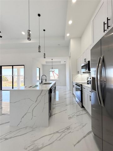 4210 NE 14TH AVENUE, Cape Coral, FL 33909