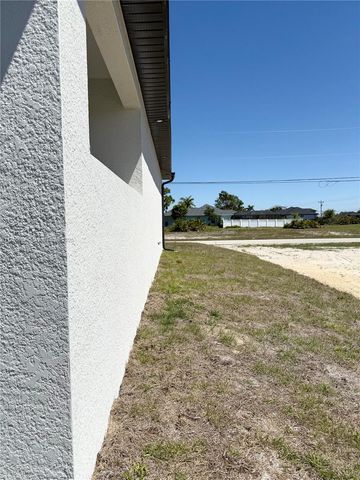 4210 NE 14TH AVENUE, Cape Coral, FL 33909