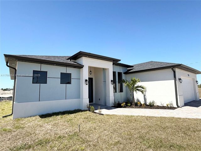 4210 NE 14TH AVENUE, Cape Coral, FL 33909