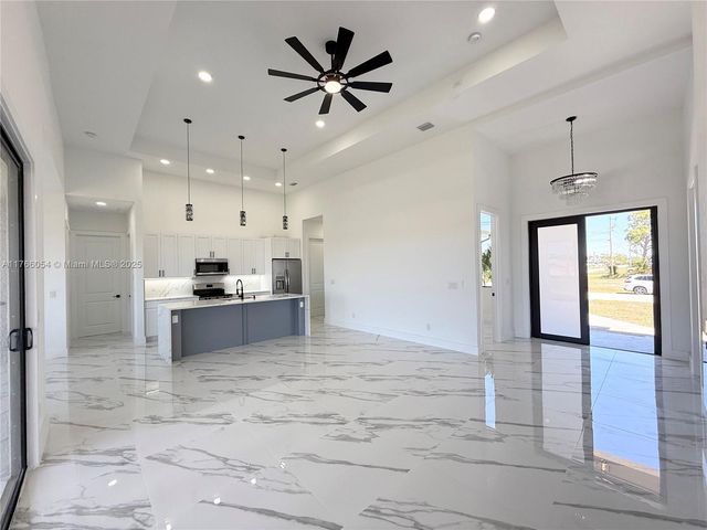 4210 NE 14TH AVENUE, Cape Coral, FL 33909