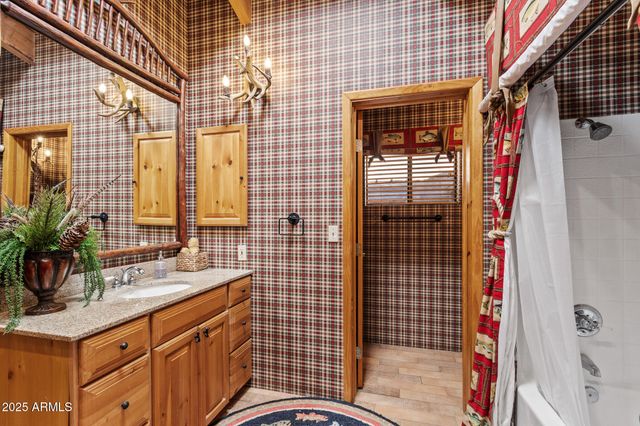 2948 WILDCAT Trail, Overgaard, AZ 85933