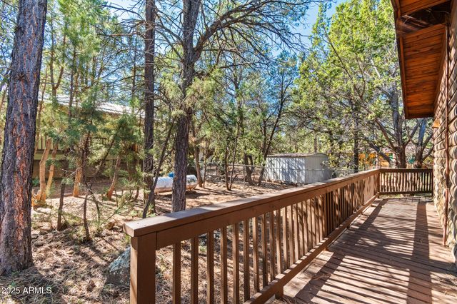 2948 WILDCAT Trail, Overgaard, AZ 85933