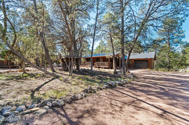 2948 WILDCAT Trail, Overgaard, AZ 85933