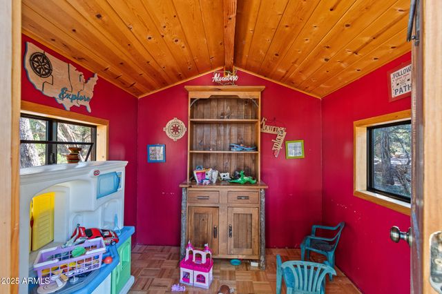 2948 WILDCAT Trail, Overgaard, AZ 85933