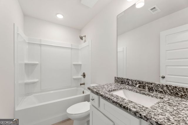 5665 Overview Drive, Flowery Branch, GA 30542