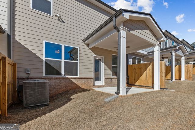 5665 Overview Drive, Flowery Branch, GA 30542
