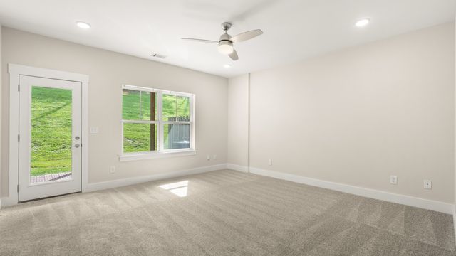169 Stonecrest Dr, Nashville, TN 37209