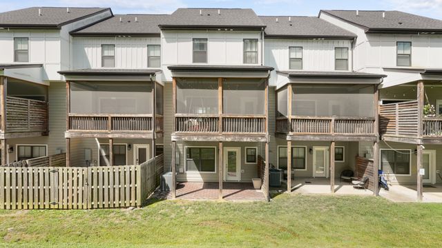 169 Stonecrest Dr, Nashville, TN 37209