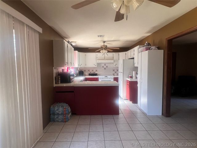 420 Meadowlark Lane, Mcalester, OK 74501