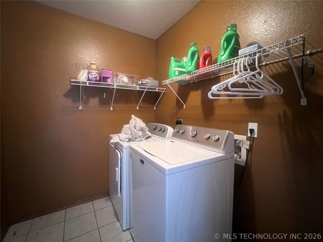 420 Meadowlark Lane, Mcalester, OK 74501