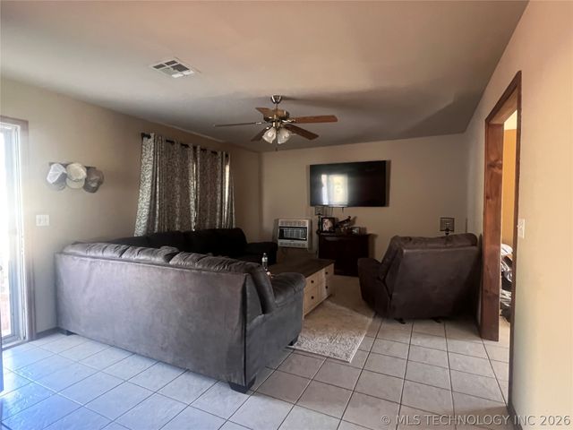 420 Meadowlark Lane, Mcalester, OK 74501