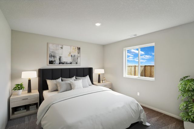 16639 Grey Pine St, La Pine, OR 97739