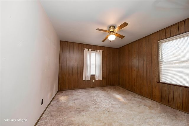 420 Violet Dr, Lower Burrell, PA 15068