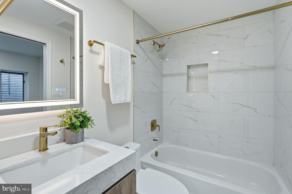 Image 32 of property listing at 8824 WATTS MINE TER, Potomac, MD 20854
