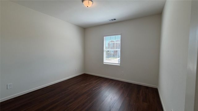 717 Yorkshire Drive, Lavon, TX 75166