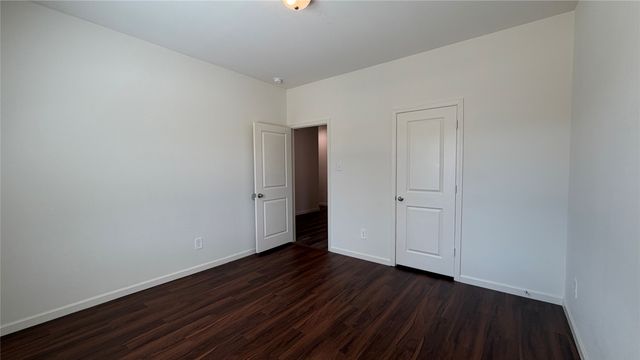 717 Yorkshire Drive, Lavon, TX 75166