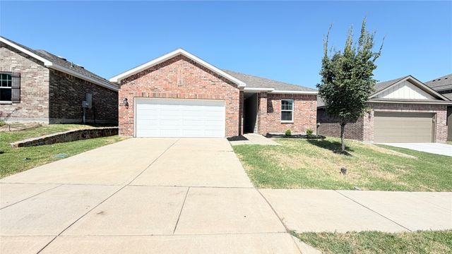 717 Yorkshire Drive, Lavon, TX 75166