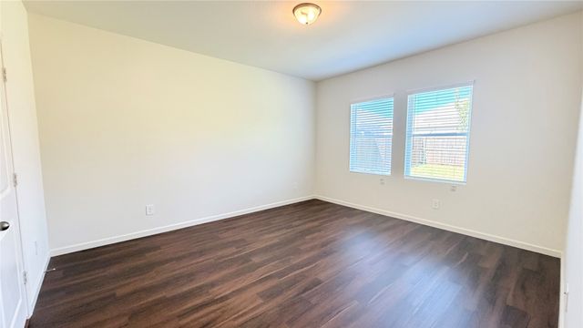 717 Yorkshire Drive, Lavon, TX 75166