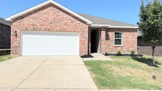717 Yorkshire Drive, Lavon, TX 75166