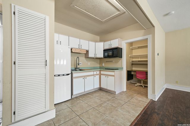 14802 Dancers Image, San Antonio, TX 78248