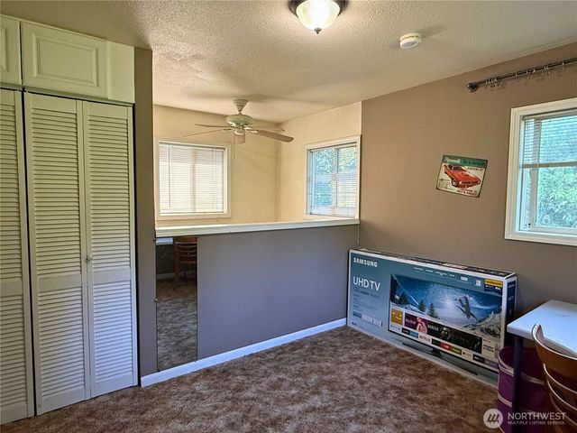 3713 NW Hayes Road, Woodland, WA 98674