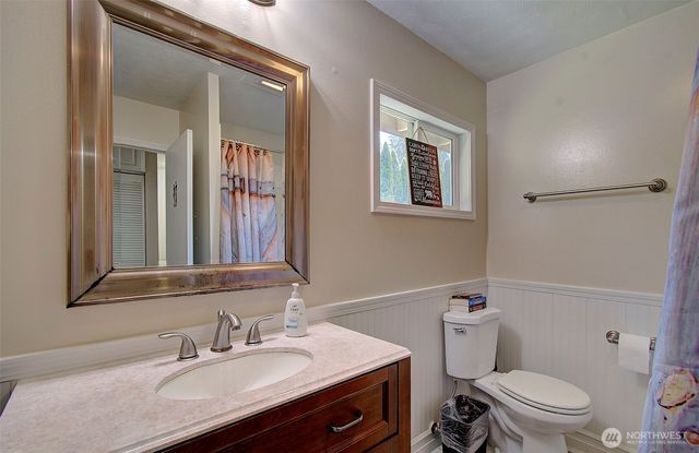 3713 NW Hayes Road, Woodland, WA 98674