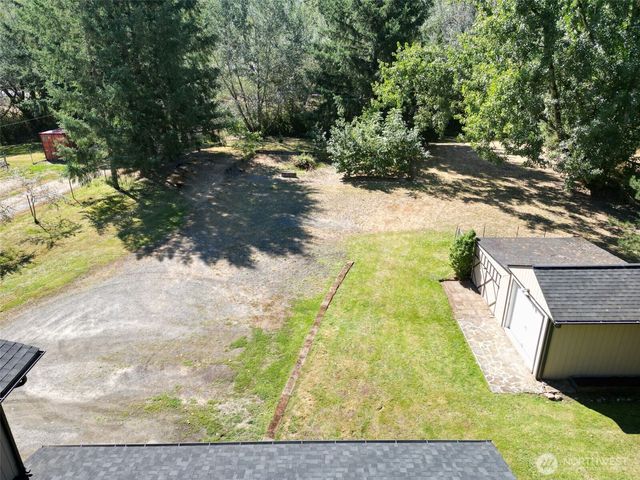 3713 NW Hayes Road, Woodland, WA 98674