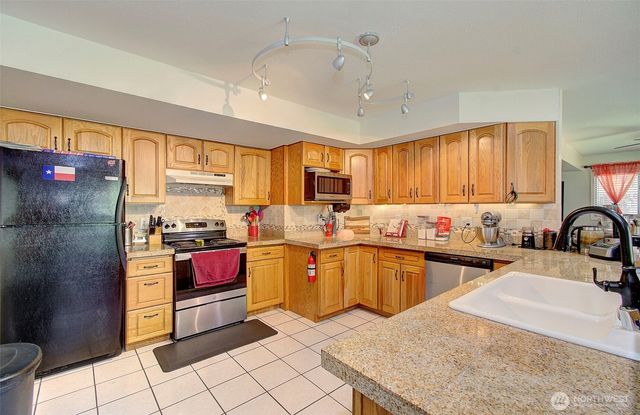 3713 NW Hayes Road, Woodland, WA 98674