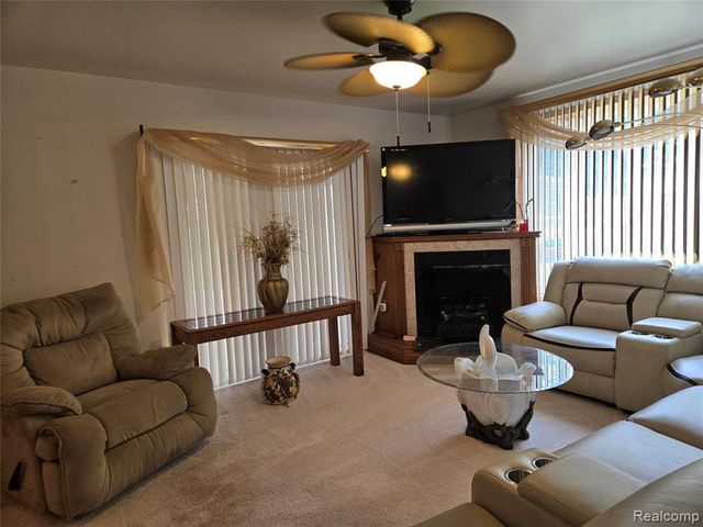 28627 Fargo Street, Livonia, MI 48152
