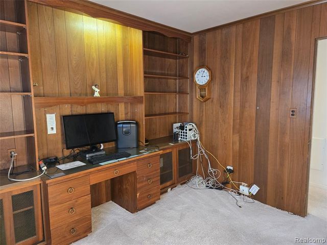 28627 Fargo Street, Livonia, MI 48152