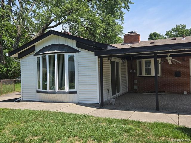 28627 Fargo Street, Livonia, MI 48152