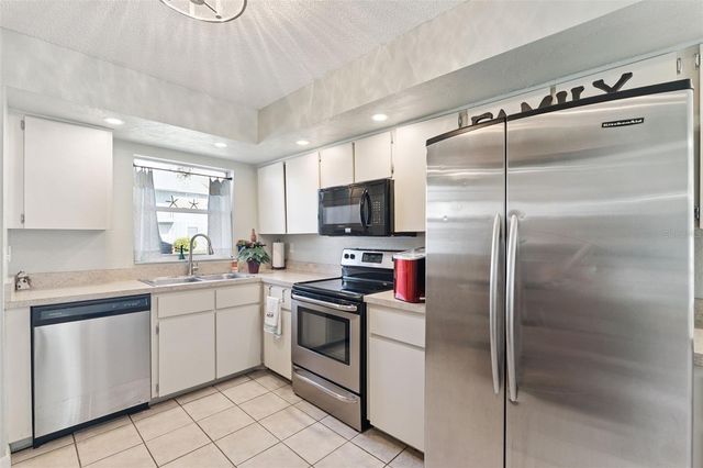 721 LAUREL BAY CIRCLE, New Smyrna Beach, FL 32169