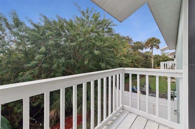 721 LAUREL BAY CIRCLE, New Smyrna Beach, FL 32169