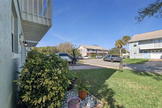 721 LAUREL BAY CIRCLE, New Smyrna Beach, FL 32169