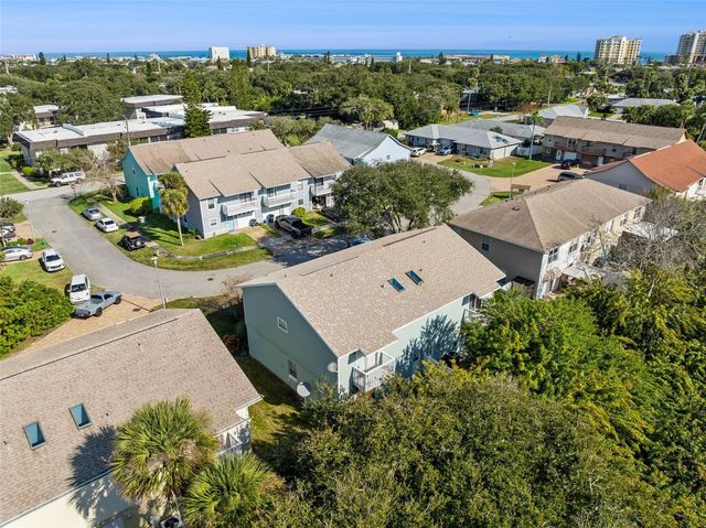 721 LAUREL BAY CIRCLE, New Smyrna Beach, FL 32169