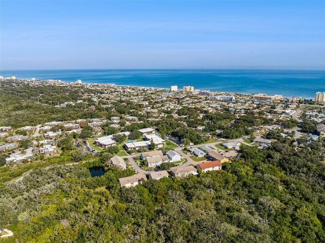 721 LAUREL BAY CIRCLE, New Smyrna Beach, FL 32169