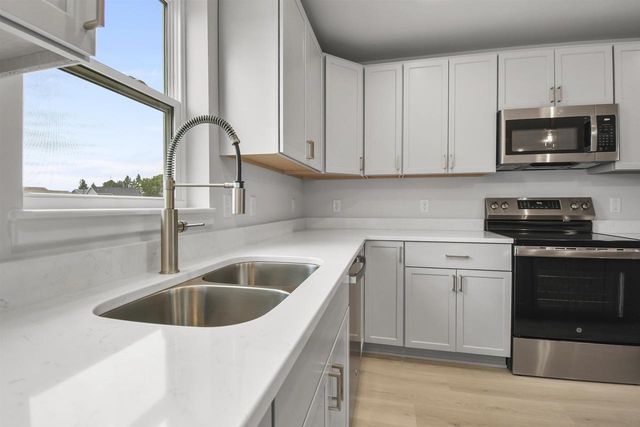 309 Orchid Avenue, Stoughton, WI 53589