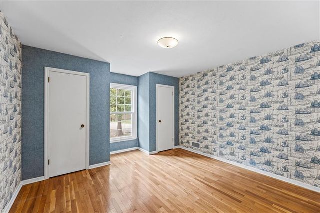 512 E 117th Terrace, Kansas City, MO 64131