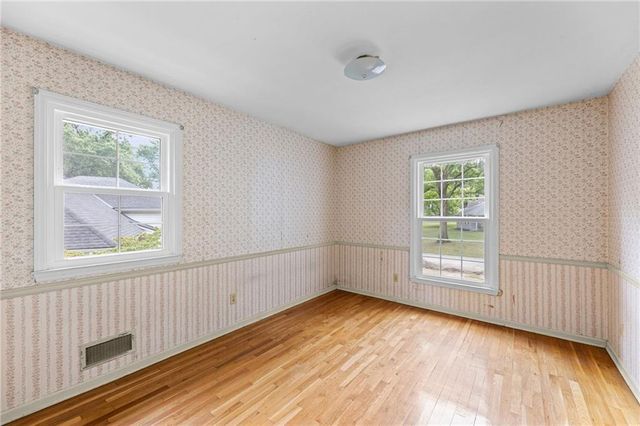 512 E 117th Terrace, Kansas City, MO 64131