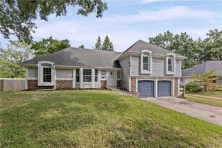 512 E 117th Terrace, Kansas City, MO 64131