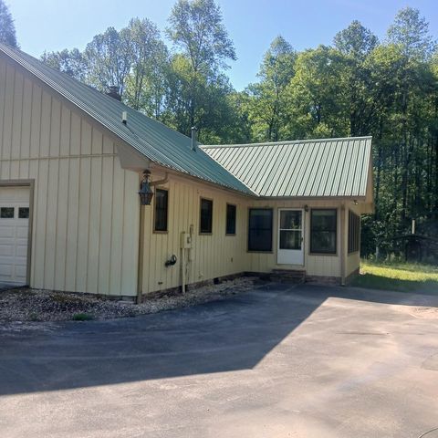 7391 Boardtown, Ellijay, GA 30540