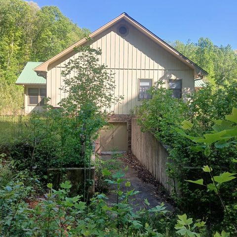 7391 Boardtown, Ellijay, GA 30540