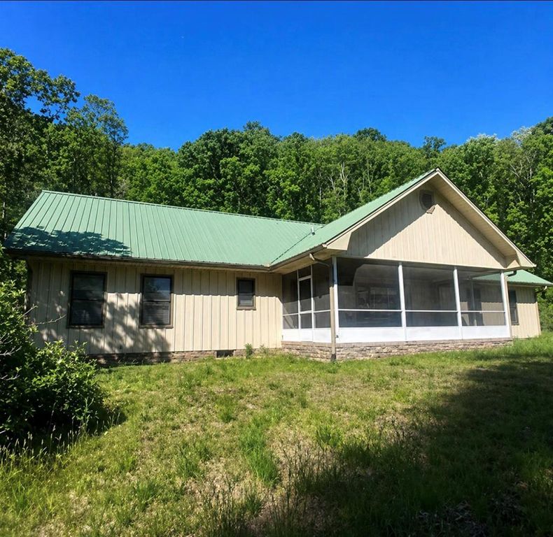 7391 Boardtown, Ellijay, GA 30540