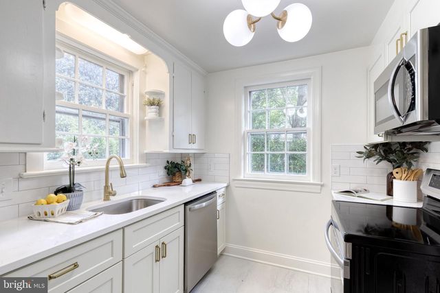 4606 DREXEL RD, College Park, MD 20740